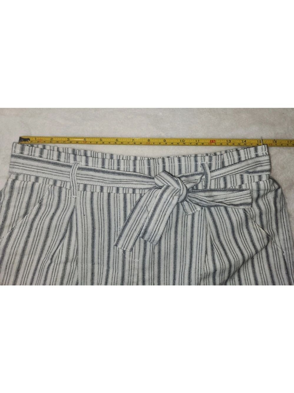 Ci Sono Striped Elastic Waist Shorts Juniors L White Gray - Picture 5 of 11